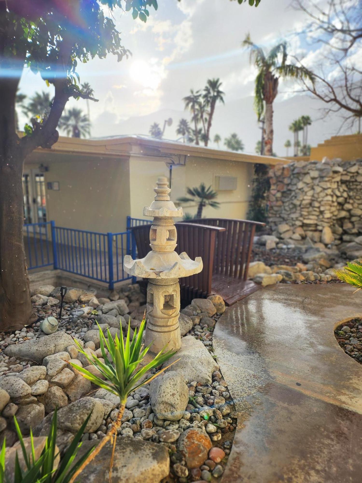 Exotic Dreams Resort Adults Only Palm Springs Exterior foto